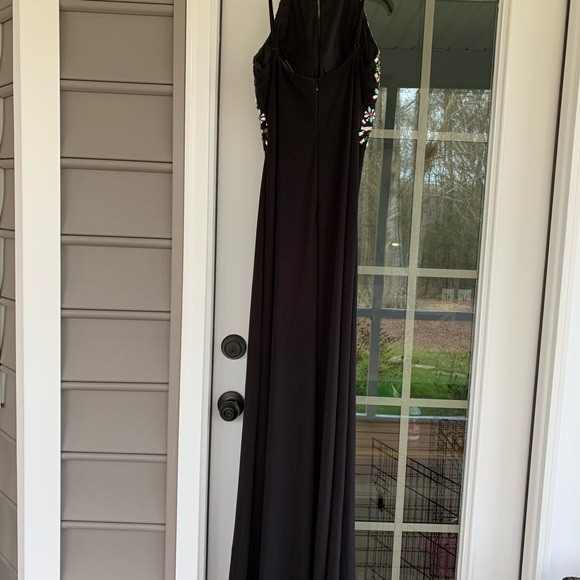 Blonde Nights Formal Gown Size 7 - Picture 5 of 6